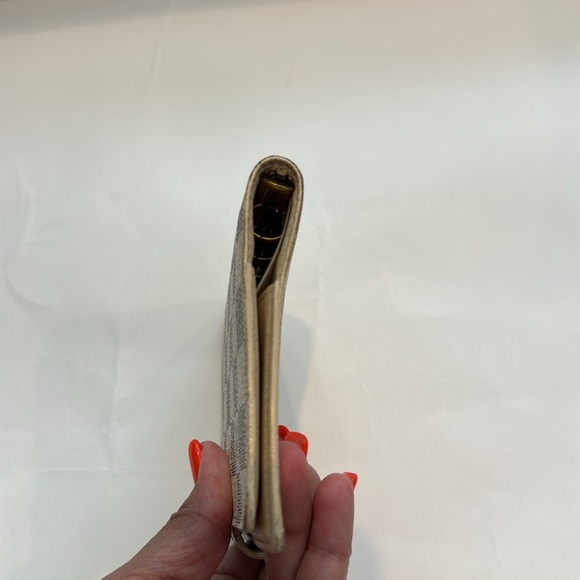 Louis Vuitton Authentic Damier Azur Pre Owned Agenda/ Passport holder. - Picture 4 of 12